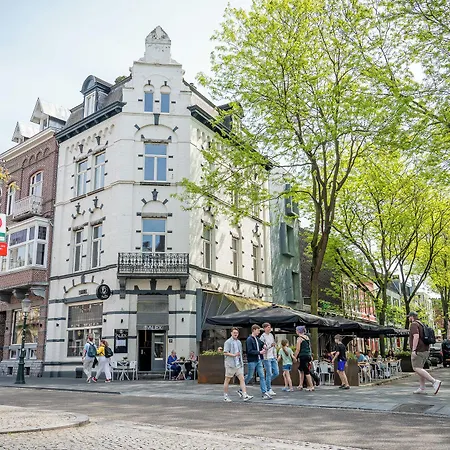 Hotel Alex 4*