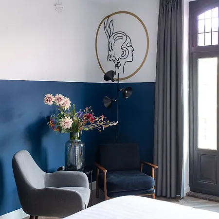 Alex Otel 4*
